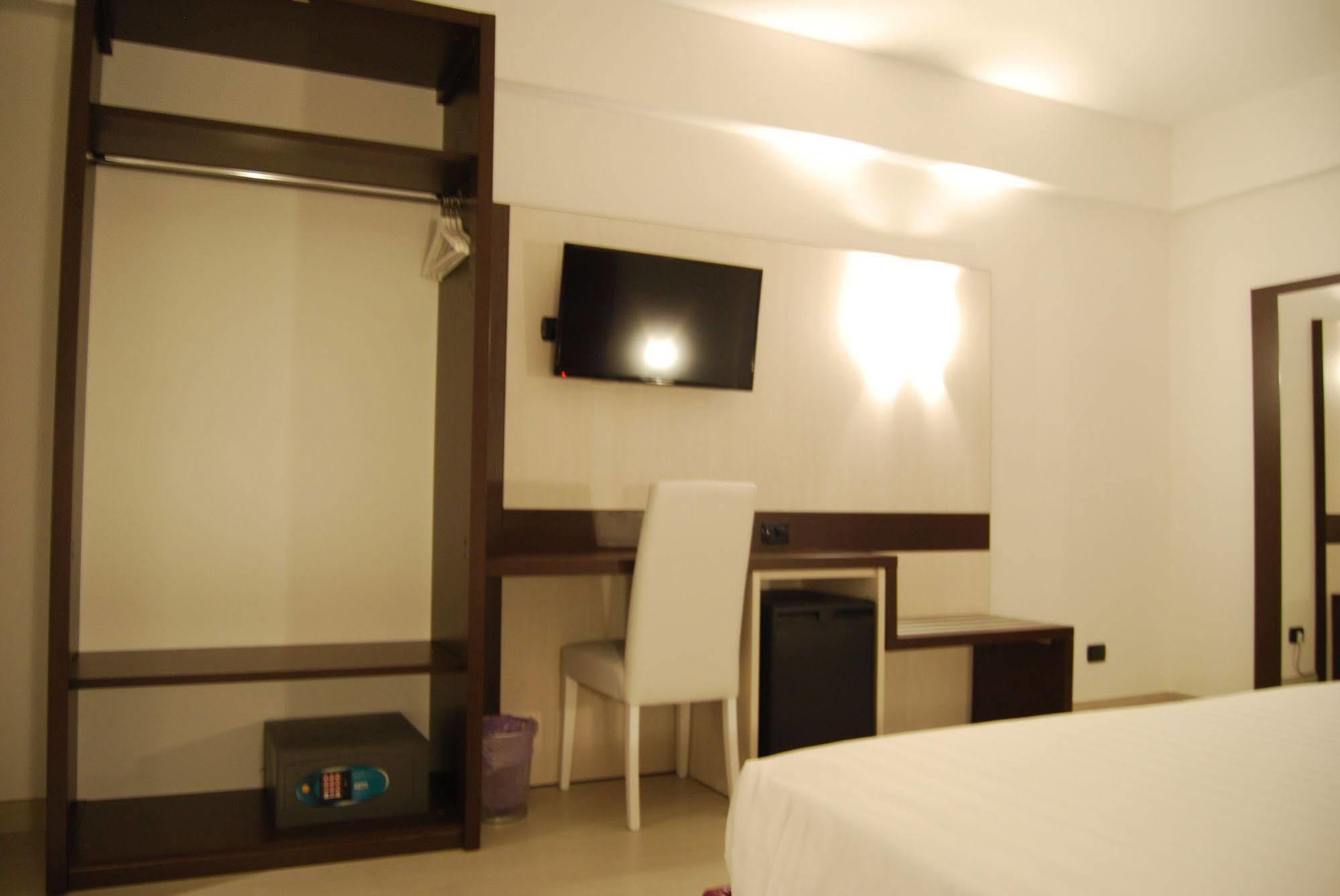 Maestrale Resort Hotel - Grosseto Kültér fotó